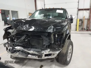 2019 Ford F-250 XL z VIN 1FT7W2BT9KEG37734, wystawiony jako IAAI lot #42042880 z przebiegiem 119 771 mil mil oraz . Historia ofert i sprzedaży dostępna na DreamBid. Obrazek 13.