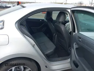 2011 Volkswagen Jetta Sedan SE w/Convenience & Sunroof PZEV with VIN 3VWDZ7AJ8BM380628, listed as a IAAI auction lot 41766072 with 146,025 mi miles. Bid and sale history available at carsss.com. Image 8.