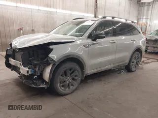 2022 Kia Sorento X-Line S with VIN 5XYRLDLC5NG117800, listed as a IAAI auction lot 41611432 with 25,914 mi miles. Bid and sale history available at carsss.com. Image 18.