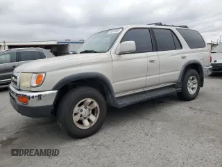 1997 Toyota 4Runner SR5 z VIN JT3GN86R1V0037073, wystawiony jako Copart lot #53815005 z przebiegiem 177 612 mil mil oraz Czysty tytuł • Clean title. Historia ofert i sprzedaży dostępna na DreamBid. Obrazek 1.