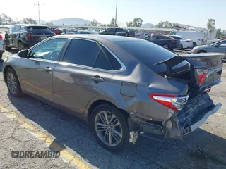 2015 Toyota Camry XLE with VIN 4T1BF1FK6FU901697, listed as a IAAI auction lot 41974098 with 121,817 mi miles. Bid and sale history available at carsss.com. Image 3.