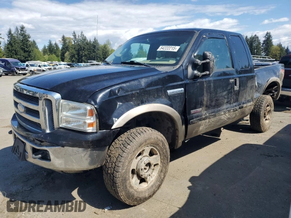 2005 Ford F-250 XL with VIN 1FTSX21P25EB15818, listed as a Copart auction lot 54222215 with 260,018 mi miles and Salvage Title. Bid and sale history available at DreamBid. Image 1.