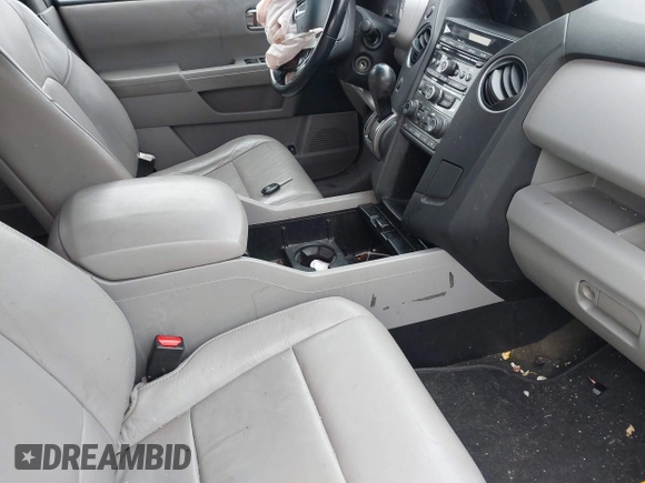 2015 Honda Pilot EX-L with VIN 5FNYF4H51FB064583, listed as a IAAI auction lot 41977746 with 120,398 mi miles and . Bid and sale history available at carsss.com. Image 5.