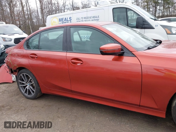 2022 BMW 3 Series 330i xDrive with VIN 3MW5R7J08N8C69862, listed as a IAAI auction lot 41695326 with 56,724 mi miles. Bid and sale history available at carsss.com. Image 14.