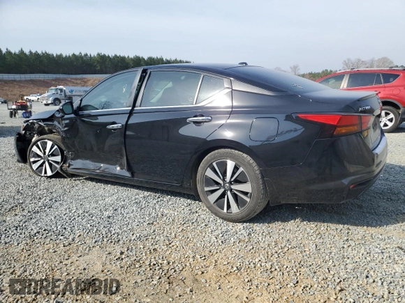 2021 Nissan Altima 2.5 SV with VIN 1N4BL4DV1MN330418, listed as a Copart auction lot 48882385 with 122,568 mi miles and Salvage Title. Bid and sale history available at carsss.com. Image 2.