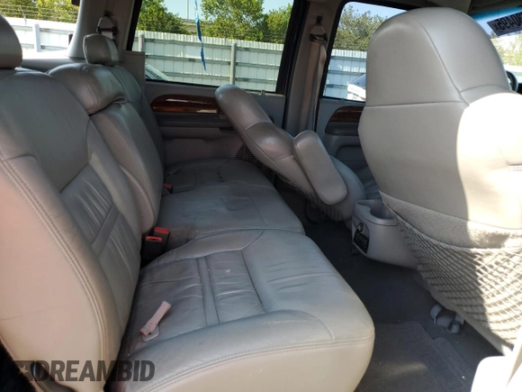2000 Ford Excursion Limited с VIN 1FMNU42S7YED18014, выставлен на аукционе Copart как лот 52730495 с пробегом 153 596 миль миль и Списание • Salvage title. История ставок и продаж доступна на DreamBid. Изображение 11.