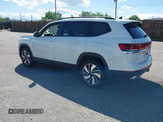 2024 Volkswagen Atlas SE with VIN 1V2HR2CA8RC580455, listed as a IAAI auction lot 42282323 with 13,549 mi miles and . Bid and sale history available at DreamBid. Image 3.