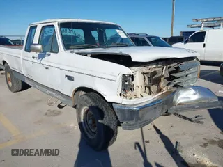 1996 Ford F-250 with VIN 1FTHX25H6TEA72448, listed as a IAAI auction lot 41751492 with 277,041 mi miles and . Bid and sale history available at DreamBid. Image 1.
