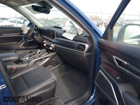 2023 Kia Telluride S with VIN 5XYP6DGC1PG348835, listed as a IAAI auction lot 41985119 with 34,701 mi miles and . Bid and sale history available at DreamBid. Image 5.