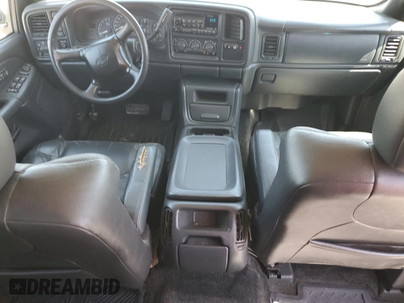 2002 Chevrolet Avalanche with VIN 3GNEK13T72G156912, listed as a Copart auction lot 55011765 with 176,766 mi miles and Clean Title. Bid and sale history available at carsss.com. Image 8.