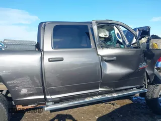 2016 Ram 2500 Tradesman with VIN 3C6UR5CL6GG264802, listed as a IAAI auction lot 40365740 with Not provided miles and . Bid and sale history available at DreamBid. Image 13.
