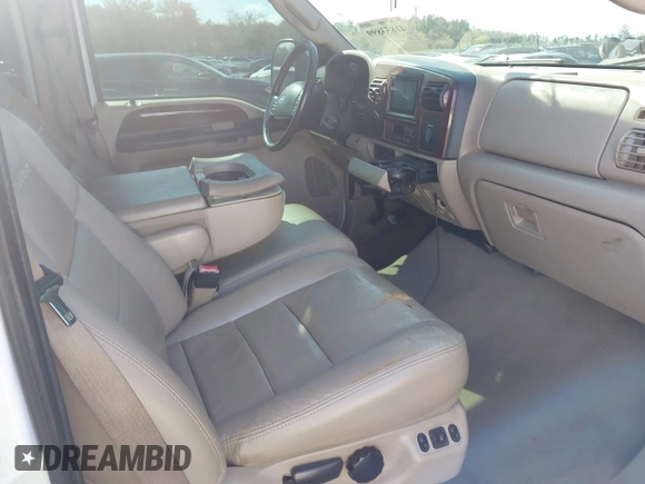 2006 Ford Super Duty F-250 XL with VIN 1FTSW20PX6EC01710, listed as a IAAI auction lot 41853899 with 249,484 mi miles. Bid and sale history available at carsss.com. Image 5.