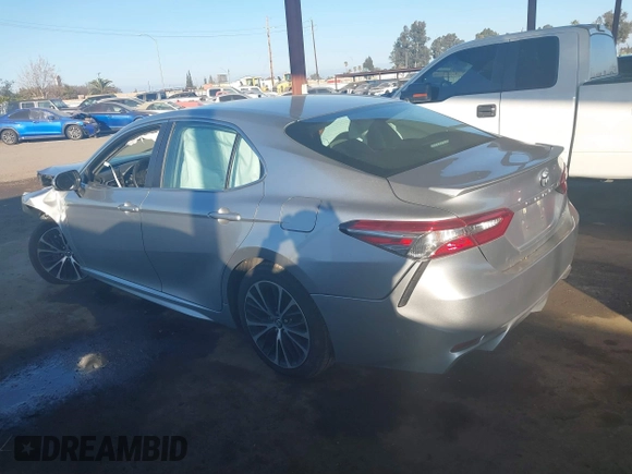 2018 Toyota Camry LE with VIN 4T1B11HK9JU068675, listed as a IAAI auction lot 41299139 with 144,675 mi miles. Bid and sale history available at carsss.com. Image 13.
