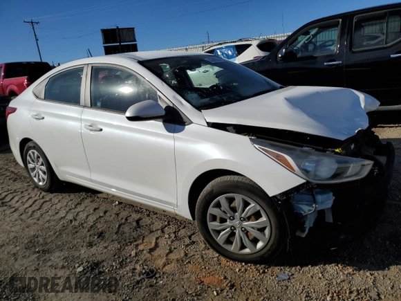 2019 Hyundai Accent SE with VIN 3KPC24A39KE052888, listed as a Copart auction lot 82880054 with 83,663 mi miles and Salvage Title. Bid and sale history available at carsss.com. Image 4.
