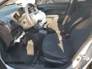 2019 Mitsubishi Mirage ES z VIN ML32F3FJ3KHF11107, wystawiony jako Copart lot #50464835 z przebiegiem 106 636 mil mil oraz Szkody całkowita. Historia ofert i sprzedaży dostępna na DreamBid. Obrazek 7.