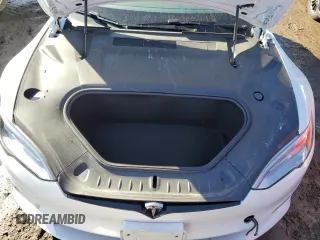 2022 Tesla Model S с VIN 5YJSA1E51NF470627, выставлен на аукционе Copart как лот 48011095 с пробегом Не указан миль и Списание • Salvage title. История ставок и продаж доступна на DreamBid. Изображение 11.