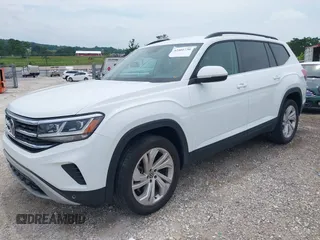 2021 Volkswagen Atlas SE with VIN 1V2HR2CA7MC556625, listed as a IAAI auction lot 42401730 with 75,261 mi miles and . Bid and sale history available at DreamBid. Image 17.