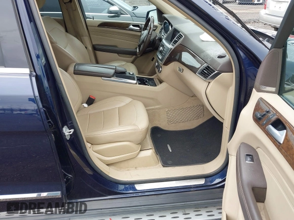 2014 Mercedes-Benz M 350 z VIN 4JGDA5HB5EA369760, wystawiony jako IAAI lot #41814930 z przebiegiem 85 684 mil mil oraz . Historia ofert i sprzedaży dostępna na DreamBid. Obrazek 5.