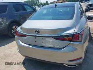 2020 Lexus ES 350 Luxury with VIN 58AEZ1B13LU074652, listed as a IAAI auction lot 42661429 with 21,906 mi miles and . Bid and sale history available at DreamBid. Image 17.