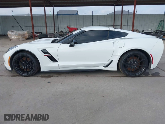 2018 Chevrolet Corvette Grand Sport 2LT with VIN 1G1YY2D73J5106468, listed as a IAAI auction lot 41790853 with 10,646 mi miles. Bid and sale history available at carsss.com. Image 14.