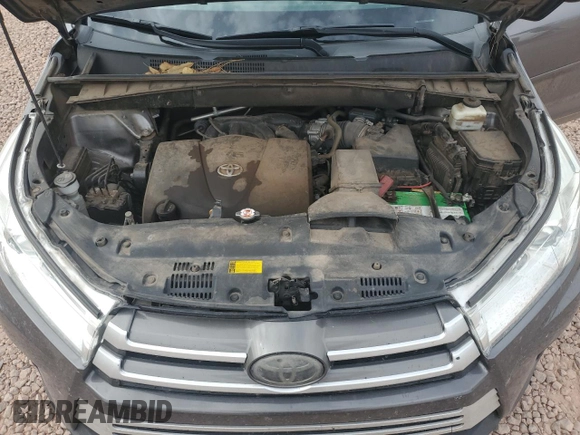 2018 Toyota Highlander LE with VIN 5TDBZRFHXJS812985, listed as a Copart auction lot 58732535 with 93,411 mi miles and Salvage title. Bid and sale history available at DreamBid. Image 11.