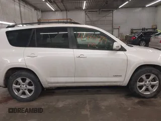 2011 Toyota RAV4 Ltd with VIN 2T3DK4DV5BW048231, listed as a IAAI auction lot 41434279 with 137,155 mi miles. Bid and sale history available at carsss.com. Image 14.