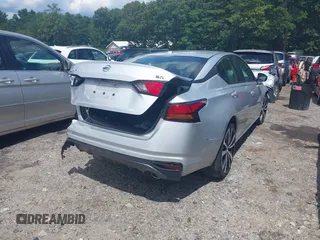 2021 Nissan Altima 2.5 SR with VIN 1N4BL4CV7MN333258, listed as a IAAI auction lot 39891542 with 91,326 mi miles. Bid and sale history available at carsss.com. Image 4.