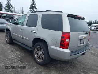 2007 Chevrolet Tahoe LTZ with VIN 1GNFK13047J373205, listed as a IAAI auction lot 41830747 with 182,361 mi miles and . Bid and sale history available at DreamBid. Image 3.
