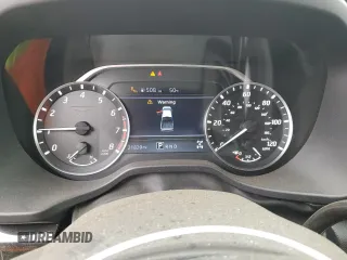 2023 Nissan Titan SV z VIN 1N6AA1EDXPN100457, wystawiony jako Copart lot #81621194 z przebiegiem 21 820 mil mil oraz Szkoda całkowita • Salvage title. Historia ofert i sprzedaży dostępna na DreamBid. Obrazek 9.