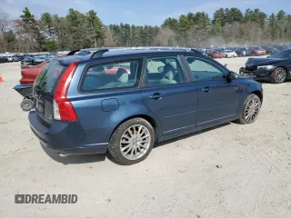 2008 Volvo V50 2.5T R-Design with VIN YV1MJ672382393091, listed as a Copart auction lot 52884685 with 61,939 mi miles and Clean Title. Bid and sale history available at carsss.com. Image 3.