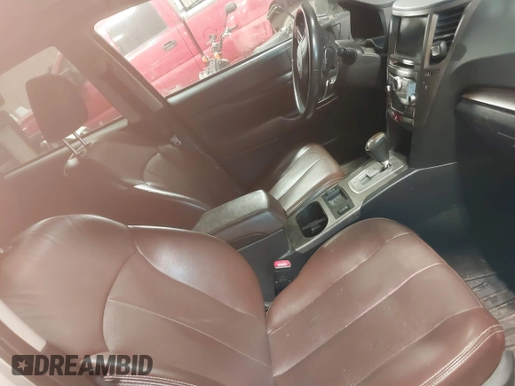 2014 Subaru Outback Limited с VIN 4S4BRBPC1E3242596, выставлен на аукционе IAAI как лот 42507064 с пробегом 163 360 миль миль и . История ставок и продаж доступна на DreamBid. Изображение 5.