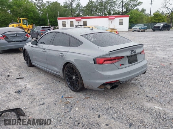 2019 Audi RS 5 Sportback z VIN WUABWCF54KA908298, wystawiony jako IAAI lot #41973097 z przebiegiem 84 666 mil mil oraz . Historia ofert i sprzedaży dostępna na DreamBid. Obrazek 3.