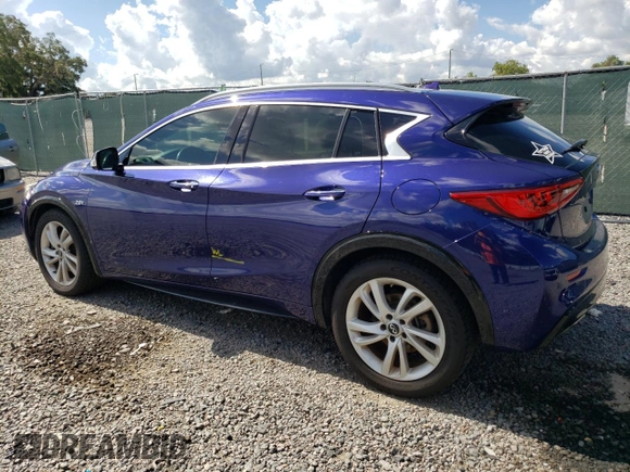 2018 Infiniti QX30 ESSENTIAL with VIN SJKCH5CP9JA045152, listed as a Copart auction lot 60647204 with 44,079 mi miles and Non Repairable. Bid and sale history available at carsss.com. Image 2.