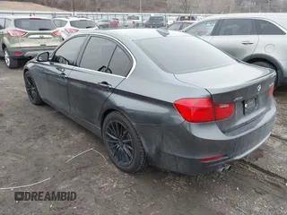 2013 BMW 3 Series 328i xDrive with VIN WBA3B5G50DNS02204, listed as a IAAI auction lot 41522572 with 1 mi miles. Bid and sale history available at carsss.com. Image 3.