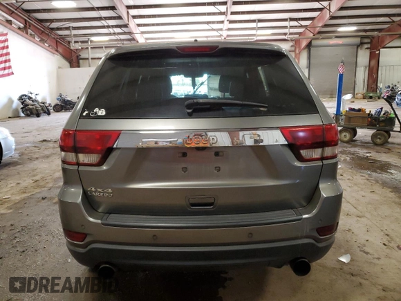 2012 Jeep Grand Cherokee Laredo with VIN 1C4RJFAT0CC226624, listed as a Copart auction lot 77114564 with 178,659 mi miles and Clean Title. Bid and sale history available at carsss.com. Image 6.