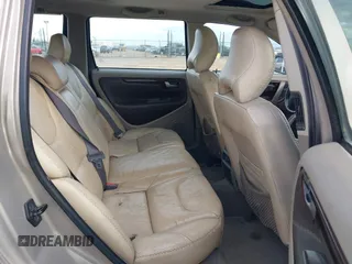2001 Volvo V70 with VIN YV1SZ58D611007219, listed as a IAAI auction lot 41878031 with 178,980 mi miles. Bid and sale history available at carsss.com. Image 8.