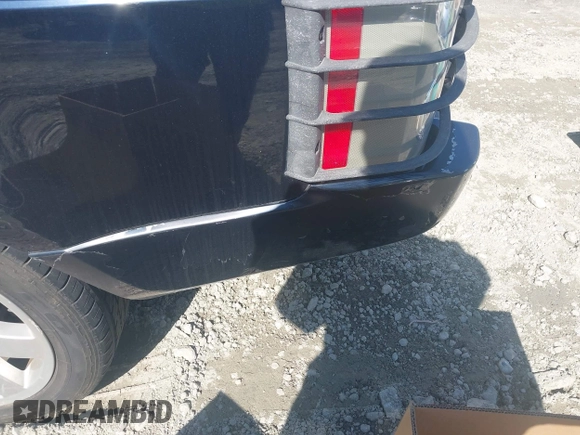 2007 Land Rover Range Rover HSE with VIN SALMF15417A239717, listed as a IAAI auction lot 41998591 with 193,378 mi miles and . Bid and sale history available at DreamBid. Image 6.