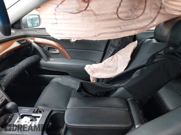 2005 Acura RL z VIN JH4KB16525C006978, wystawiony jako IAAI lot #41800979 z przebiegiem 213 501 mil mil oraz . Historia ofert i sprzedaży dostępna na DreamBid. Obrazek 5.