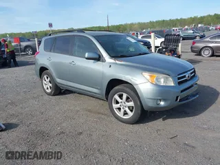 2008 Toyota RAV4 Ltd with VIN JTMBD31V686055134, listed as a IAAI auction lot 42075600 with 178,382 mi miles. Bid and sale history available at carsss.com. Image 1.