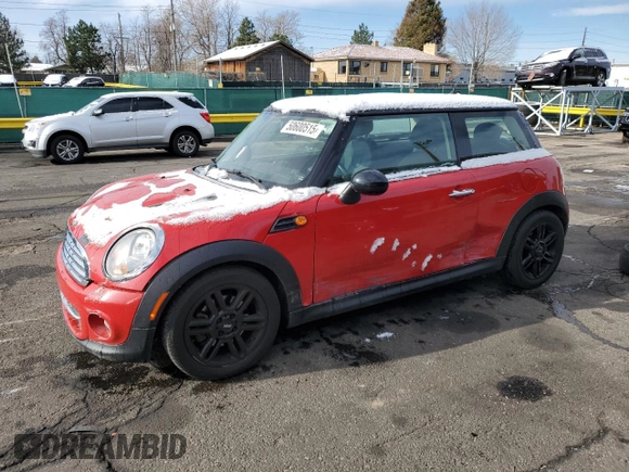 2013 MINI Hardtop with VIN WMWSU3C50DT372302, listed as a Copart auction lot 50600515 with 69,641 mi miles and Salvage Title. Bid and sale history available at DreamBid. Image 1.