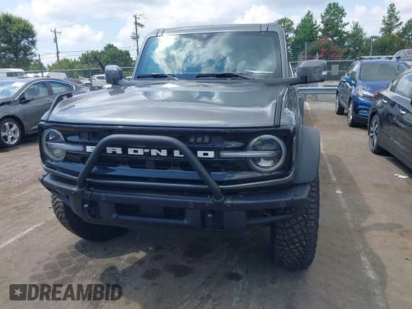 2024 Ford Bronco Outer Banks z VIN 1FMDE8BHXRLA40761, wystawiony jako IAAI lot #42704734 z przebiegiem 22 706 mil mil oraz . Historia ofert i sprzedaży dostępna na DreamBid. Obrazek 12.