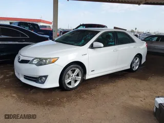2014 Toyota Camry Hybrid LE with VIN 4T1BD1FK6EU132834, listed as a IAAI auction lot 41927444 with 93,739 mi miles. Bid and sale history available at carsss.com. Image 2.
