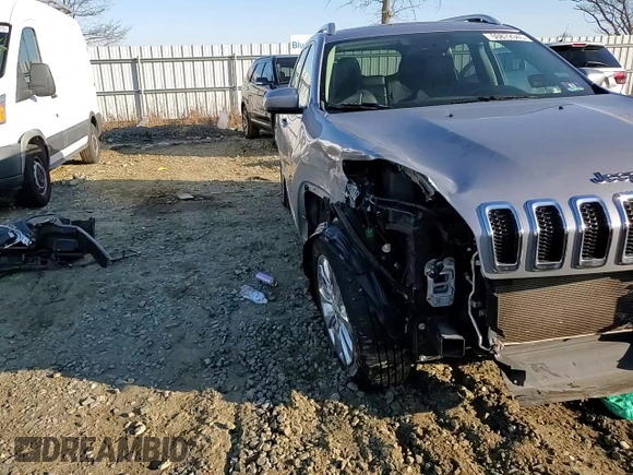 2017 Jeep Cherokee Overland с VIN 1C4PJMJS5HW665021, выставлен на аукционе Copart как лот 50872945 с пробегом 98 502 миль миль и Списание • Salvage title. История ставок и продаж доступна на DreamBid. Изображение 12.