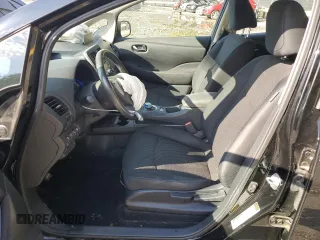 2015 Nissan LEAF SV with VIN 1N4AZ0CPXFC301259, listed as a Copart auction lot 64175343 with 68,143 mi miles. Bid and sale history available at carsss.com. Image 7.
