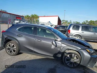 2022 Lexus UX 200 с VIN JTHX3JBH3N2051968, выставлен на аукционе IAAI как лот 41965962 с пробегом 12 722 миль миль и . История ставок и продаж доступна на DreamBid. Изображение 13.
