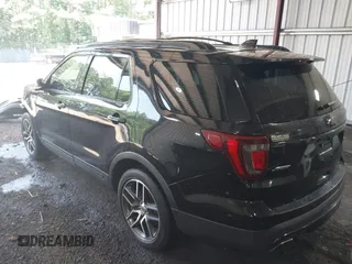 2016 Ford Explorer Sport with VIN 1FM5K8GT8GGB39126, listed as a IAAI auction lot 42543200 with 135,903 mi miles and . Bid and sale history available at DreamBid. Image 3.