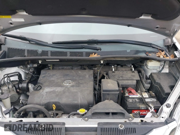 2012 Toyota Sienna XLE with VIN 5TDDK3DC7CS037579, listed as a IAAI auction lot 41080620 with 158,843 mi miles. Bid and sale history available at carsss.com. Image 10.