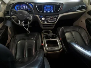 2017 Chrysler Pacifica Touring L Plus с VIN 2C4RC1EG4HR637842, выставлен на аукционе Copart как лот 56588475 с пробегом 208 821 миль миль и Списание • Salvage title. История ставок и продаж доступна на DreamBid. Изображение 8.