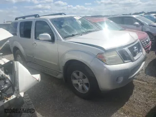 2011 Nissan Pathfinder Silver with VIN 5N1AR1NB4BC625024, listed as a Copart auction lot 70759984 with 189,182 mi miles and Salvage Title. Bid and sale history available at carsss.com. Image 4.