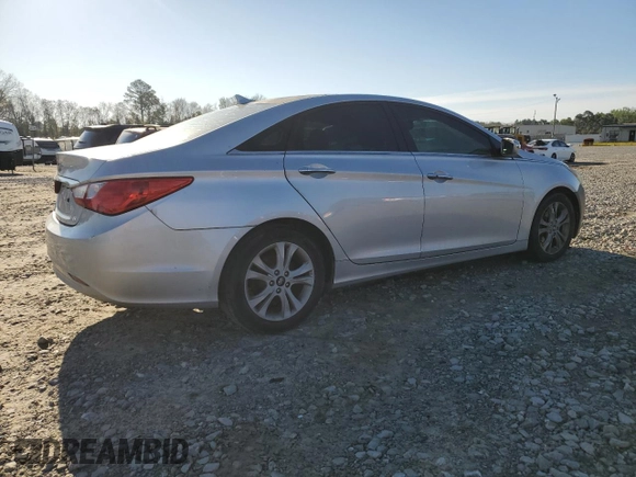 2011 Hyundai Sonata Limited with VIN 5NPEC4AC2BH007549, listed as a Copart auction lot 50318155 with 200,184 mi miles and Salvage Title. Bid and sale history available at DreamBid. Image 3.